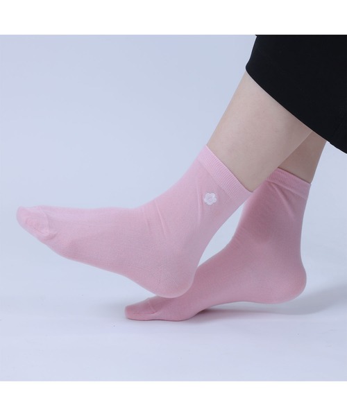 MARY QUANT(マリークワント)の「ワンポイントデイジー ソックス(ソックス/靴下・レディース・ピンク/ミント/ブラック/ライトブルー・FREE)」の4枚目の写真