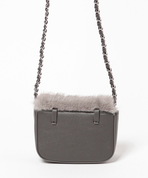 mysty woman（ミスティウーマン）の「【LE VERNIS】Wallet Bag 729259（ボディバッグ/ウエストポーチ・レディース・グレー・FREE）」の4枚目の写真