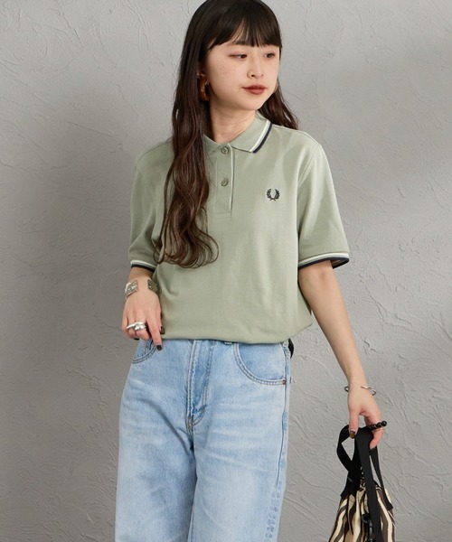 FRED PERRY（フレッドペリー）の「[FRED PERRY/フレッドペリー] ツインティップライン ワンポイントロゴ刺繍ポロシャツ G3600（ポロシャツ・レディース・ライトグリーン/ホワイト・10）」の6枚目の写真