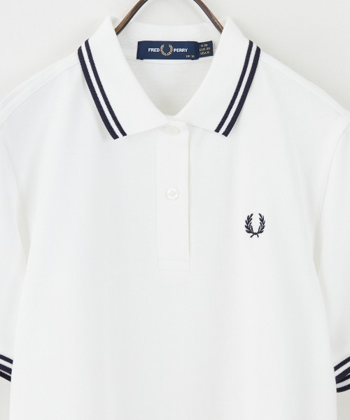 FRED PERRY（フレッドペリー）の「[FRED PERRY/フレッドペリー] ツインティップライン ワンポイントロゴ刺繍ポロシャツ G3600（ポロシャツ・レディース・ライトグリーン/ホワイト・10）」の3枚目の写真