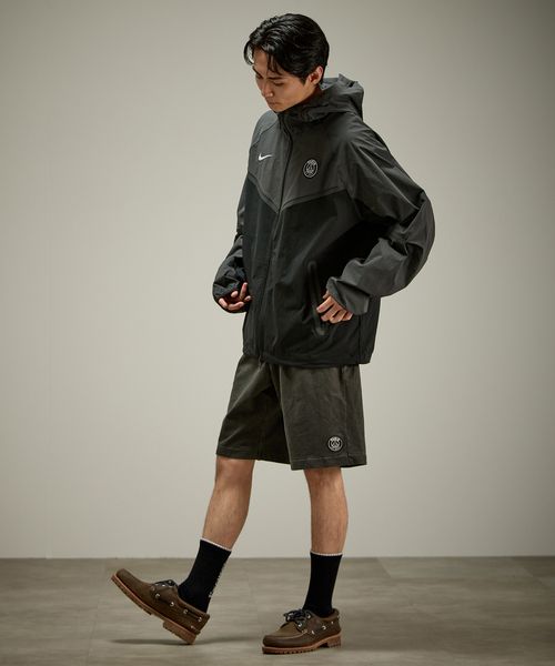 NIKE(ナイキ)の「【NIKE / ナイキ】PSG M NK TCH WVN WR FZ JKT(マウンテンパーカー・メンズ・ブラック・SMALL/MEDIUM/LARGE/X-LARGE)」の4枚目の写真