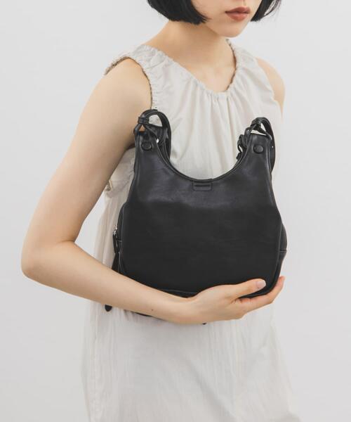 KBF（ケイビーエフ）の「ショルダーデザインミニBAG（ショルダーバッグ・レディース・ダークブラウン/ブラック・ONE）」の2枚目の写真