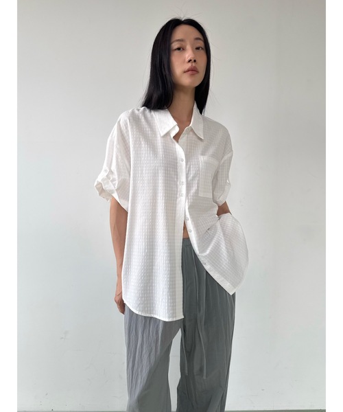 Didot.showroom（ディドット ショールーム）の「シアーチェックハーフシャツ（シャツ/ブラウス・レディース・アイボリー/チャコール・FREE）」の4枚目の写真