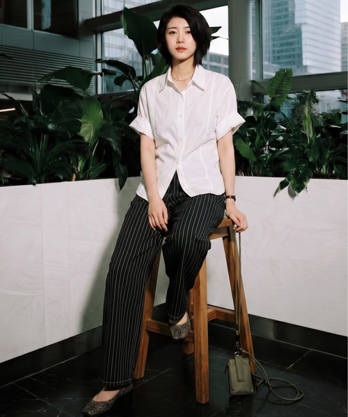 AsheKsha(アシクシャ)の「縦縞ハイウエストワイドレッグカジュアルパンツ(デニムパンツ・レディース・ブラック/ブルー・M/L)」の5枚目の写真