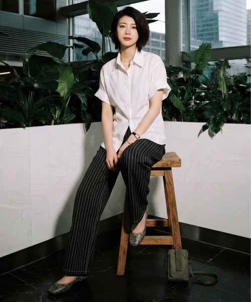 AsheKsha(アシクシャ)の「縦縞ハイウエストワイドレッグカジュアルパンツ(デニムパンツ・レディース・ブラック/ブルー・M/L)」の6枚目の写真