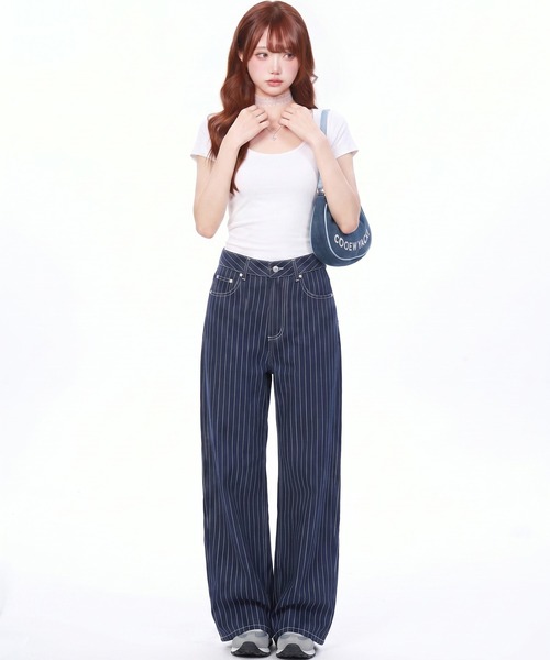 AsheKsha(アシクシャ)の「縦縞ハイウエストワイドレッグカジュアルパンツ(デニムパンツ・レディース・ブラック/ブルー・M/L)」の14枚目の写真