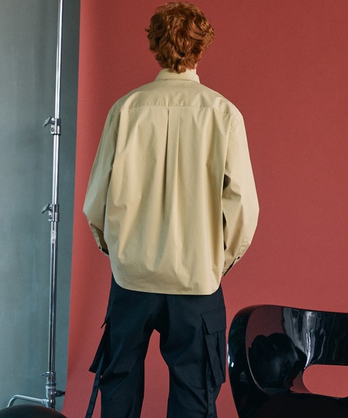 MAISON SPECIAL（メゾンスペシャル）の「《UNISEX》High Count Cotton Prime-Over Long Sleeve Shirt/ハイカウントコットンプライムオーバーロングスリーブシャツ【MAISON SPECIAL/メゾンスペシャル】（シャツ/ブラウス・メンズ・チャコールグレー/ベージュ/サックスブルー/アイボリー/ホワイト・1/2/0）」の21枚目の写真
