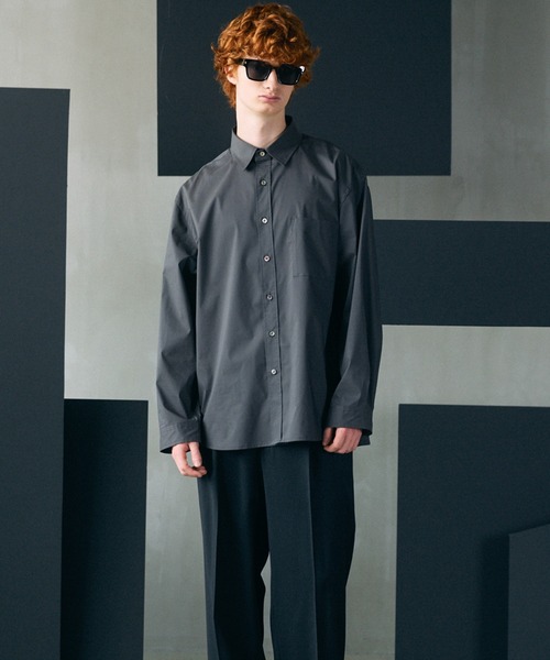 MAISON SPECIAL（メゾンスペシャル）の「《UNISEX》High Count Cotton Prime-Over Long Sleeve Shirt/ハイカウントコットンプライムオーバーロングスリーブシャツ【MAISON SPECIAL/メゾンスペシャル】（シャツ/ブラウス・メンズ・チャコールグレー/ベージュ/サックスブルー/アイボリー/ホワイト・1/2/0）」の22枚目の写真