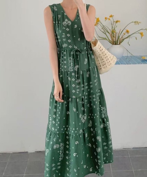 LETee（レティー）の「軽やかに揺れるシルエットが魅力！涼しげなノースリーブサマーワンピース（ワンピース・レディース・ホワイト/ブラック/グリーン・FREE）」の15枚目の写真