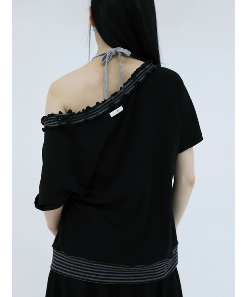 UGLY SHADOW（アグリーシャドウ）の「ストライプフリルオフショルダー(ブラック)（Tシャツ/カットソー・レディース・その他・FREE）」の3枚目の写真
