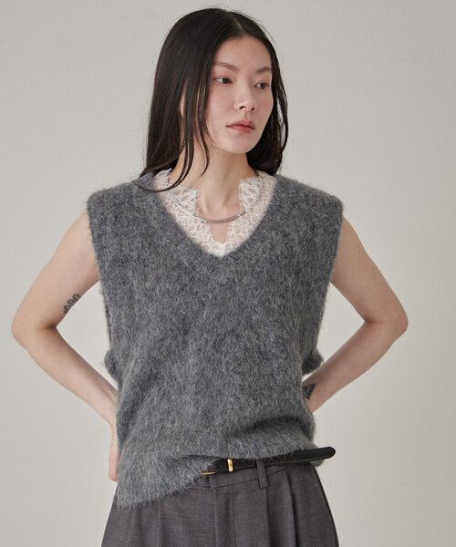 Omekashi(オメカシ)の「≪期間限定10%OFF≫【簡単着映え】レースドッキングニットベスト(ベスト・レディース・ベージュ/グレー・FREE)」の10枚目の写真