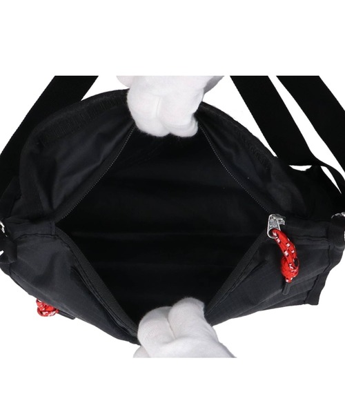 HUNTER（ハンター）の「【HUNTER】ハンター ORIGINAL ESSENTIAL PACKABLE CROSSBODY ショルダーバッグ（ショルダーバッグ・レディース・ブラック/ホワイト・FREE）」の17枚目の写真