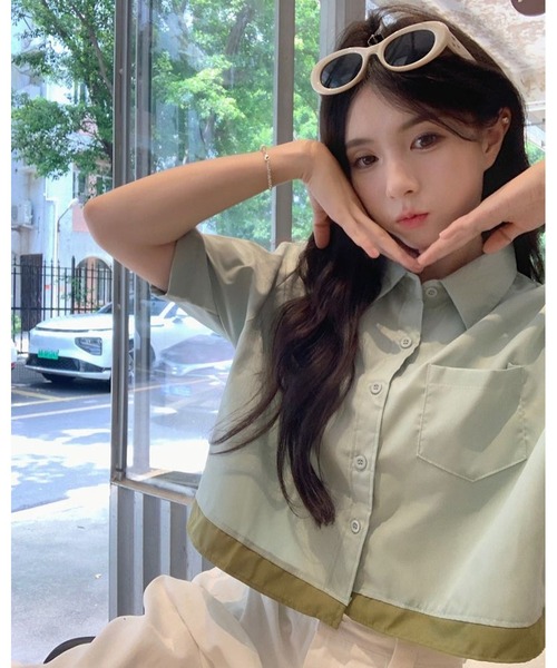 FUNdaysion（ファンデイション）の「配色ヘムクロップドシャツ（シャツ/ブラウス・レディース・アイボリー/ライトグリーン/ホワイト/ピンク・M）」の11枚目の写真