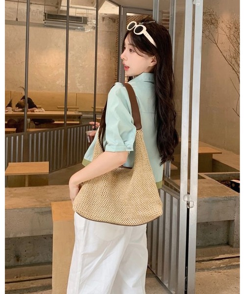 FUNdaysion（ファンデイション）の「配色ヘムクロップドシャツ（シャツ/ブラウス・レディース・アイボリー/ライトグリーン/ホワイト/ピンク・M）」の15枚目の写真