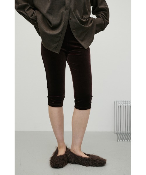 STYLEMIXER（スタイルミキサー）の「ベロアカプリレギンス（その他パンツ・レディース・ブラック/ブラウン・MEDIUM/SMALL）」の2枚目の写真