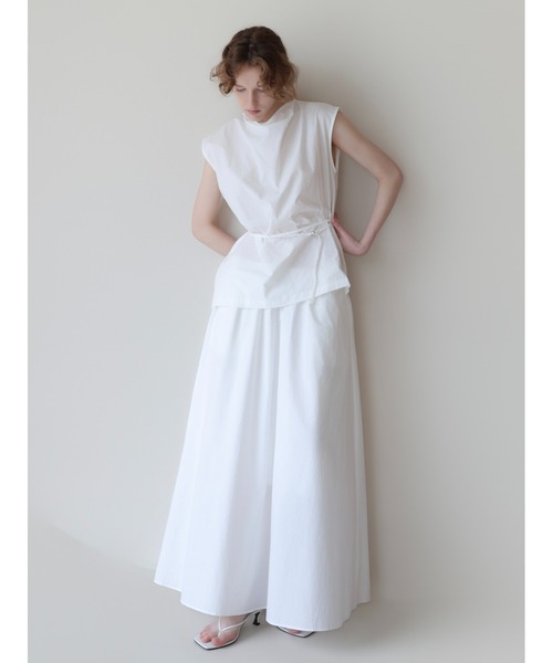 NOWNS(ナウンス)の「Nina | Drape neck blouse(Tシャツ/カットソー・レディース・チャコールグレー/アイボリー・FREE)」の4枚目の写真