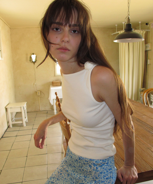 CENTAUR.KR(セントール)の「MINI ROSI SLEEVELESS TOP_WHITE(Tシャツ/カットソー・レディース・その他・FREE)」の3枚目の写真
