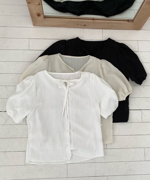 LOENNE(ロエヌ)の「Tie Neck Blouse / タイネックブラウス(Tシャツ/カットソー・レディース・ブラック/クリーム/ホワイト・FREE)」の21枚目の写真