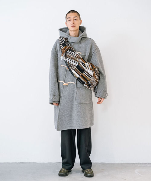 yoshiokubo(ヨシオクボ)の「yoshiokubo ヨシオクボ / CALM TWIST DUFFLE COAT カームツイストダッフルコート / YKF26514(ダッフルコート・メンズ・グレー/ブラック/ブラウン・2/3/1)」の11枚目の写真