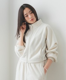 フリースジャケット