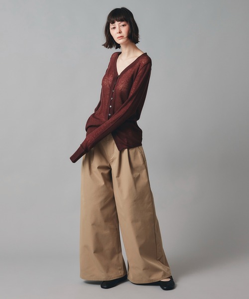 AT THE TRNK(アットザトランク)の「チノ ワイド パンツ AT THE TRNK(チノパンツ・レディース・ベージュ/ブラック・S/M)」の12枚目の写真