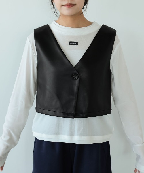 DONOBAN(ドノバン)の「【モードで大人っぽい/前後2WAY仕様】ツーフェイス レザー ベスト レディース トップス アウター 羽織り Vネック スクエアネック ノースリーブ レイヤード 合皮 フェイクレザー Donoban ドノバン 重ね着 2way ボタン付き(ベスト・レディース・ブラック・ONE SIZE)」の19枚目の写真