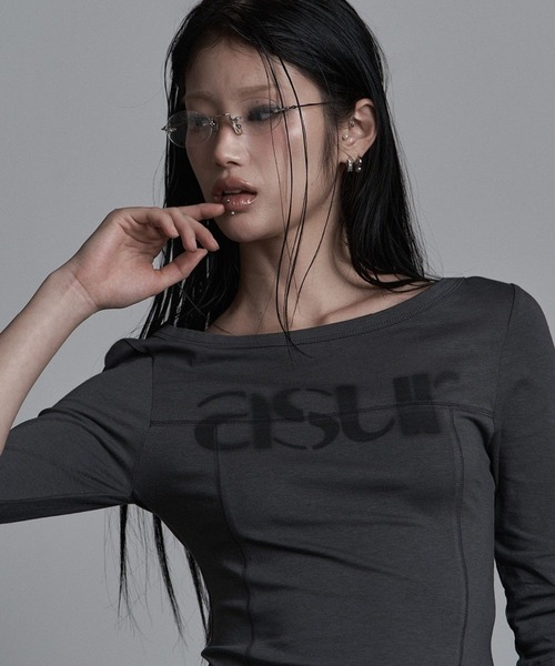 as you are(アズユーアー)の「ASUR/ボートネックロングスリーブトップス(Tシャツ/カットソー・レディース・ブラック/ホワイト/チャコール・FREE)」の3枚目の写真
