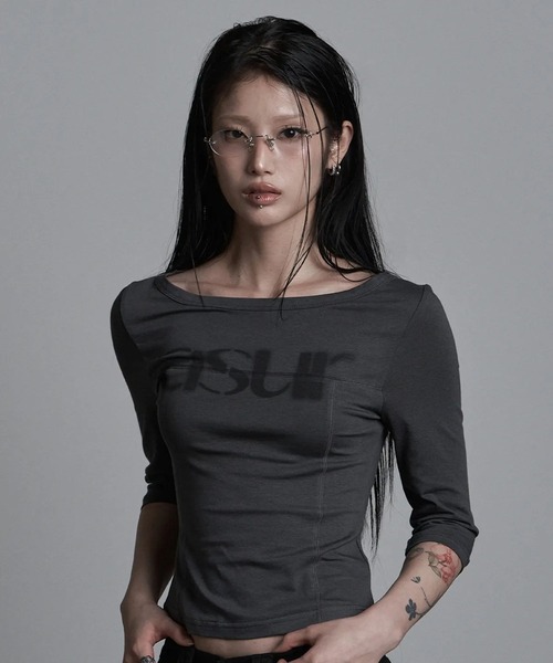 as you are(アズユーアー)の「ASUR/ボートネックロングスリーブトップス(Tシャツ/カットソー・レディース・ブラック/ホワイト/チャコール・FREE)」の12枚目の写真