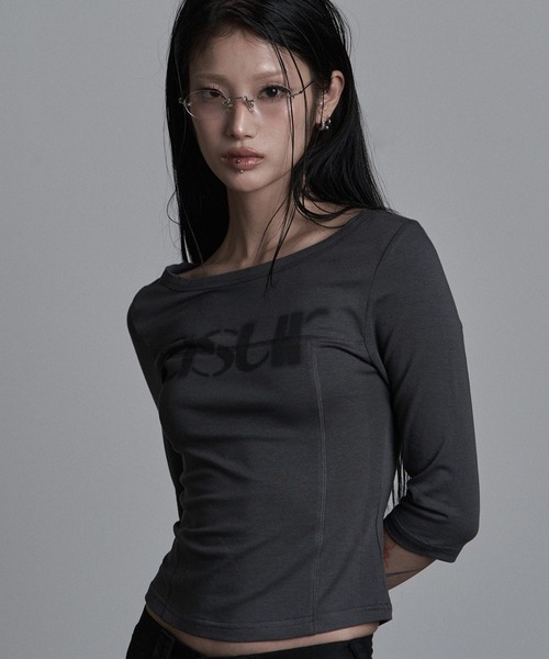 as you are(アズユーアー)の「ASUR/ボートネックロングスリーブトップス(Tシャツ/カットソー・レディース・ブラック/ホワイト/チャコール・FREE)」の13枚目の写真