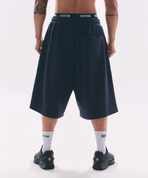 WAYDN(ウェイドゥン)の「ALI パッチシンボル バミューダパンツ ネイビー(その他パンツ・メンズ・その他・MEDIUM/LARGE/X-LARGE/XX-LARGE)」の2枚目の写真