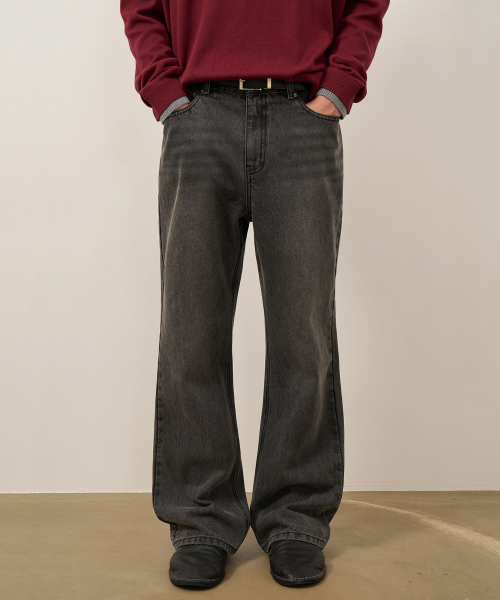 TOFFEE(トフィー)の「セミフレアデニムホットパンツ (BLACK)(デニムパンツ・メンズ・その他・SMALL/MEDIUM/LARGE/X-LARGE)」の1枚目の写真