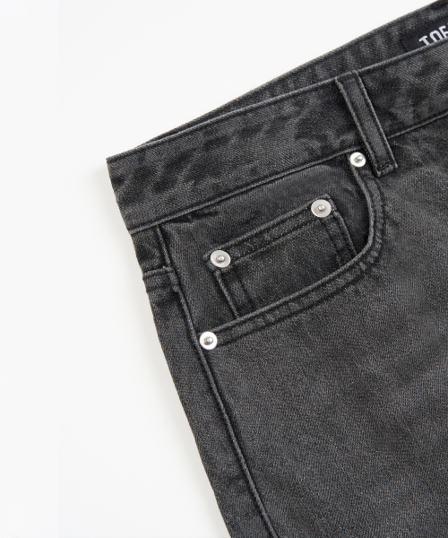 TOFFEE(トフィー)の「セミフレアデニムホットパンツ (BLACK)(デニムパンツ・メンズ・その他・SMALL/MEDIUM/LARGE/X-LARGE)」の5枚目の写真