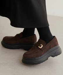 厚底スエードローファー