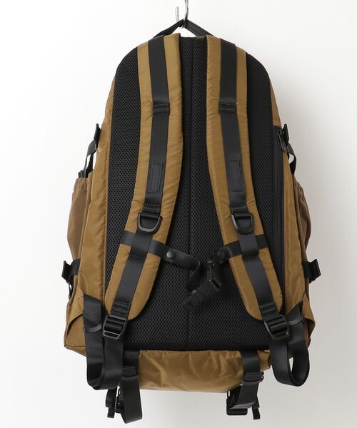 THE BAREFOOT(ベアフット)の「【 CROSTER DRAGON / クロスタードラゴン 】 FR SERIES バックパック 34L CRI(バックパック/リュック・メンズ・ベージュ/ブラック/グレー・FREE)」の7枚目の写真
