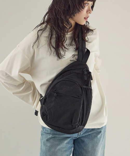 Fashion Letter(ファッションレター)の「マザーズバッグ リップストップボディバッグ(ボディバッグ/ウエストポーチ・レディース・ベージュ/ブラック/チャコールグレー/ブルー・FREE)」の2枚目の写真