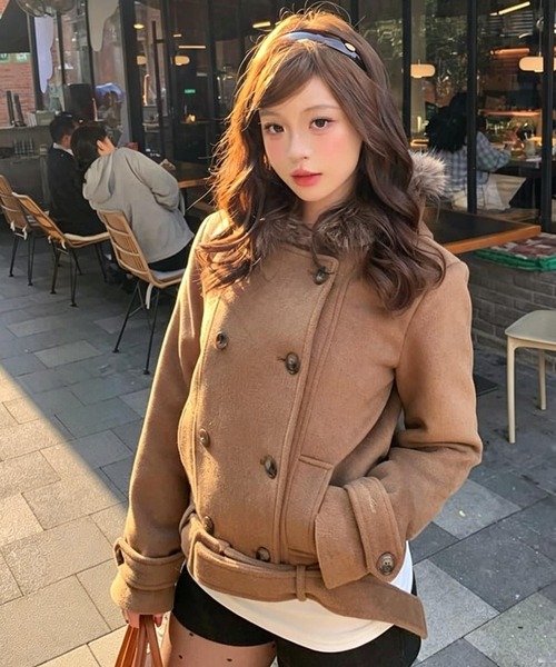 GEMEDA（ジェメダ）の「秋冬新作　ダブルボタンデザイン厚手防寒アウター（その他アウター・レディース・ブラウン/アイボリー・M）」の2枚目の写真