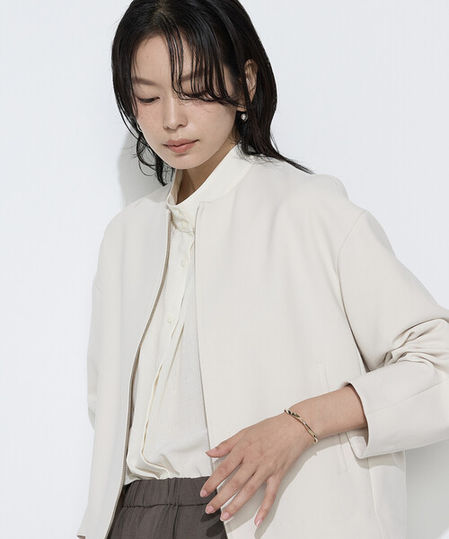 COMME CA(コムサ)の「ダブルクロスストレッチ ブルゾン(ブルゾン・レディース・ブラック/アイボリー・9号)」の1枚目の写真