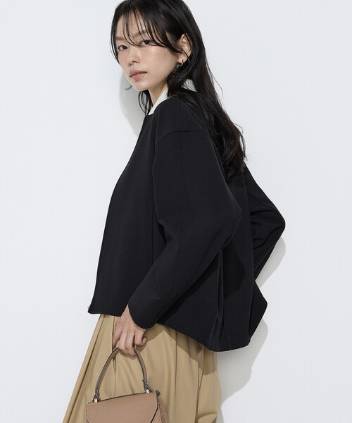 COMME CA(コムサ)の「ダブルクロスストレッチ ブルゾン(ブルゾン・レディース・ブラック/アイボリー・9号)」の10枚目の写真