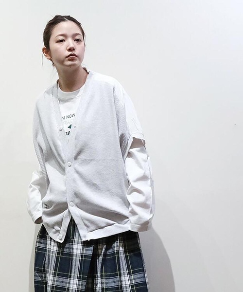 vent blanc(ヴァンブラン)の「ヴァンブラン vent blanc ワッフル&コットンブロード コンビドルマンカーディガン(ベスト・レディース・ブラック/グレー系その他・FREE)」の2枚目の写真