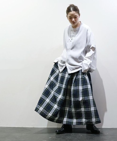 vent blanc(ヴァンブラン)の「ヴァンブラン vent blanc ワッフル&コットンブロード コンビドルマンカーディガン(ベスト・レディース・ブラック/グレー系その他・FREE)」の8枚目の写真