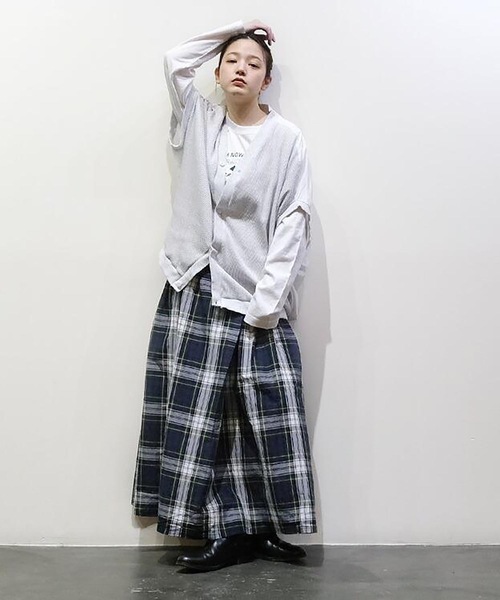 vent blanc(ヴァンブラン)の「ヴァンブラン vent blanc ワッフル&コットンブロード コンビドルマンカーディガン(ベスト・レディース・ブラック/グレー系その他・FREE)」の11枚目の写真