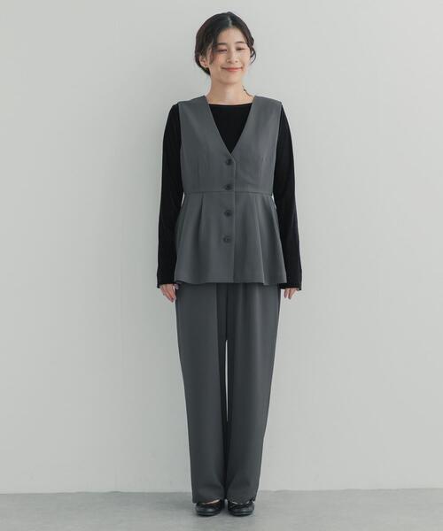 URBAN RESEARCH DOORS(アーバンリサーチドアーズ)の「ペプラムベスト付きイージーパンツ | セットアップ/きれいめ/お仕事/通勤/七五三(セットアップ・レディース・ブラック/チャコールグレー・MEDIUM/SMALL)」の17枚目の写真