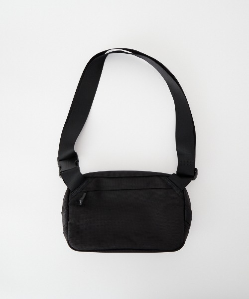 DAY SLING 4 斜背包