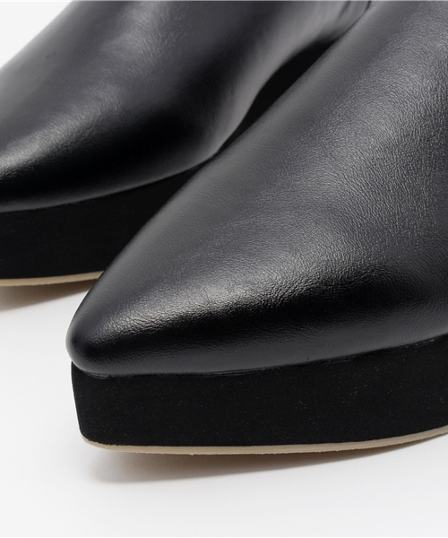 A part by（アパートバイ）の「アツゾコバブーシュ 724151 （その他シューズ・レディース・ブラック/ホワイト・38/24.5cm/37/23.5cm）」の7枚目の写真