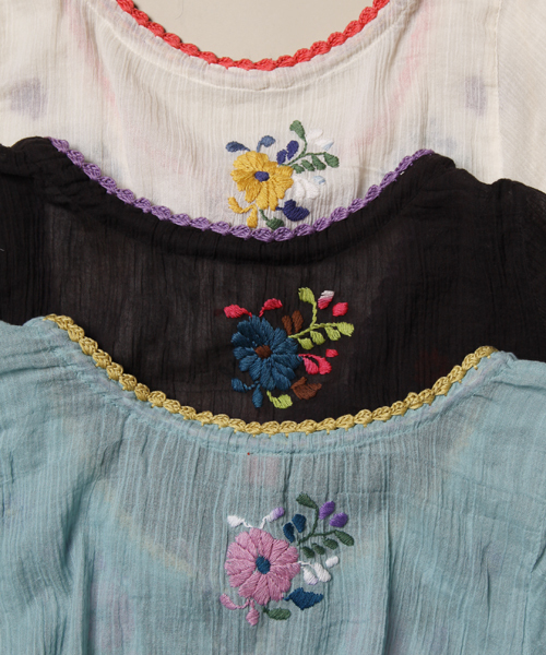 CIAOPANIC（チャオパニック）の「amina×ciaopanic　ベルトップス（シャツ/ブラウス・レディース・オフホワイト/ブラック/ライトグリーン・FREE）」の11枚目の写真