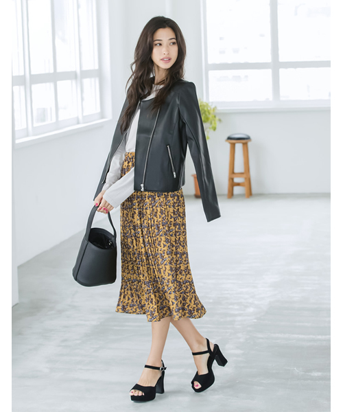 Re:EDIT（リエディ）の「[抜け感たっぷりな華奢見えサンダル]アンクルストラップチャンキーヒールサンダルシューズ/サンダル/ヒールサンダル[リエディ]（サンダル・レディース・ホワイト/マスタード/ピンク/レッド/ウッド/ブルー/ブラック/キャメル・X-LARGE/SMALL/LARGE/MEDIUM）」の16枚目の写真