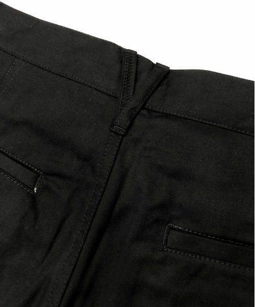 A.S.M(エーエスエム)の「【雑誌掲載商品】コットンツイル/カラーショーツ(チノパンツ・メンズ・ブラック/オリーブ/サックスブルー/ベージュ/ミント/ライトグレー/ピンク/ワインレッド/ホワイト/ネイビー/ブルー系その他/ロイヤルブルー・48/50/52)」の19枚目の写真