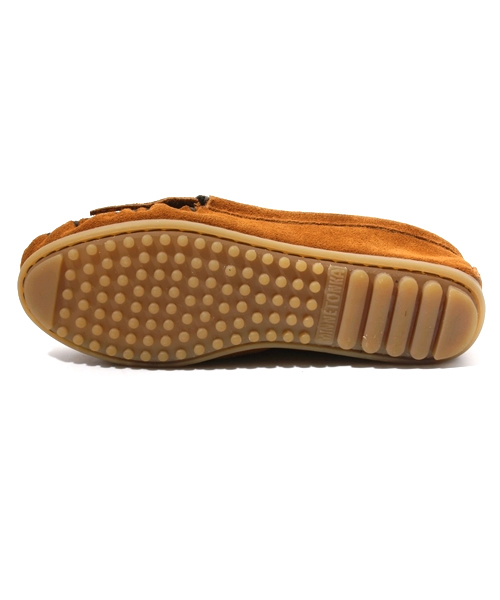 Minnetonka（ミネトンカ）の「[ミネトンカ]MINNETONKA スエードモカシン（その他シューズ・レディース・ブラウン/ダークブラウン/ブラック・5/6/7）」の5枚目の写真
