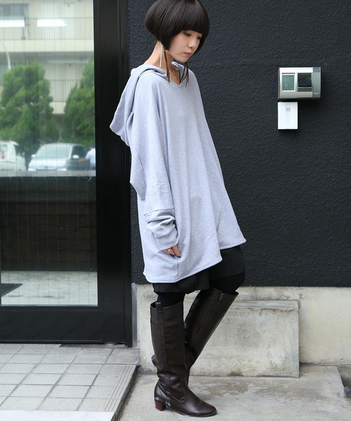 n'OrLABEL（ノアールレーベル）の「プルオーバーパーカー（パーカー・レディース・グレー・FREE）」の2枚目の写真