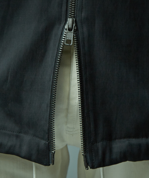 5351 POUR LES HOMMES(ゴーサンゴーイチプールオム)の「フィブリルキュプラトラックコート(ブルゾン・メンズ・ブラック・46/48)」の11枚目の写真